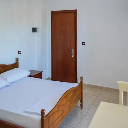 Studio In Ksamil * Борш